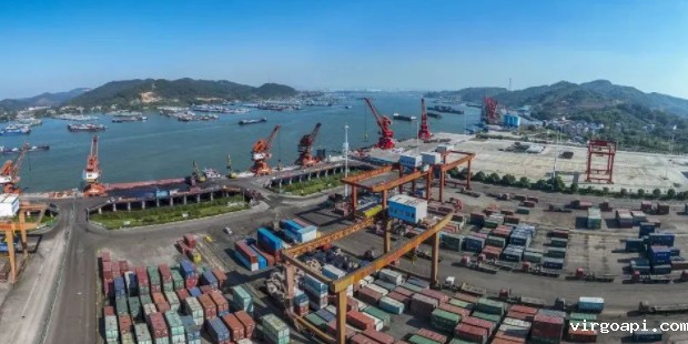 烟台港到梧州港内贸海运航线增添“件改集”新模式